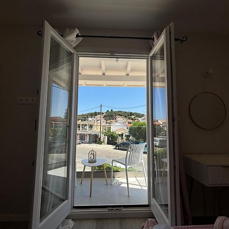 Mayflower Apartments Kassiopi Luaran gambar