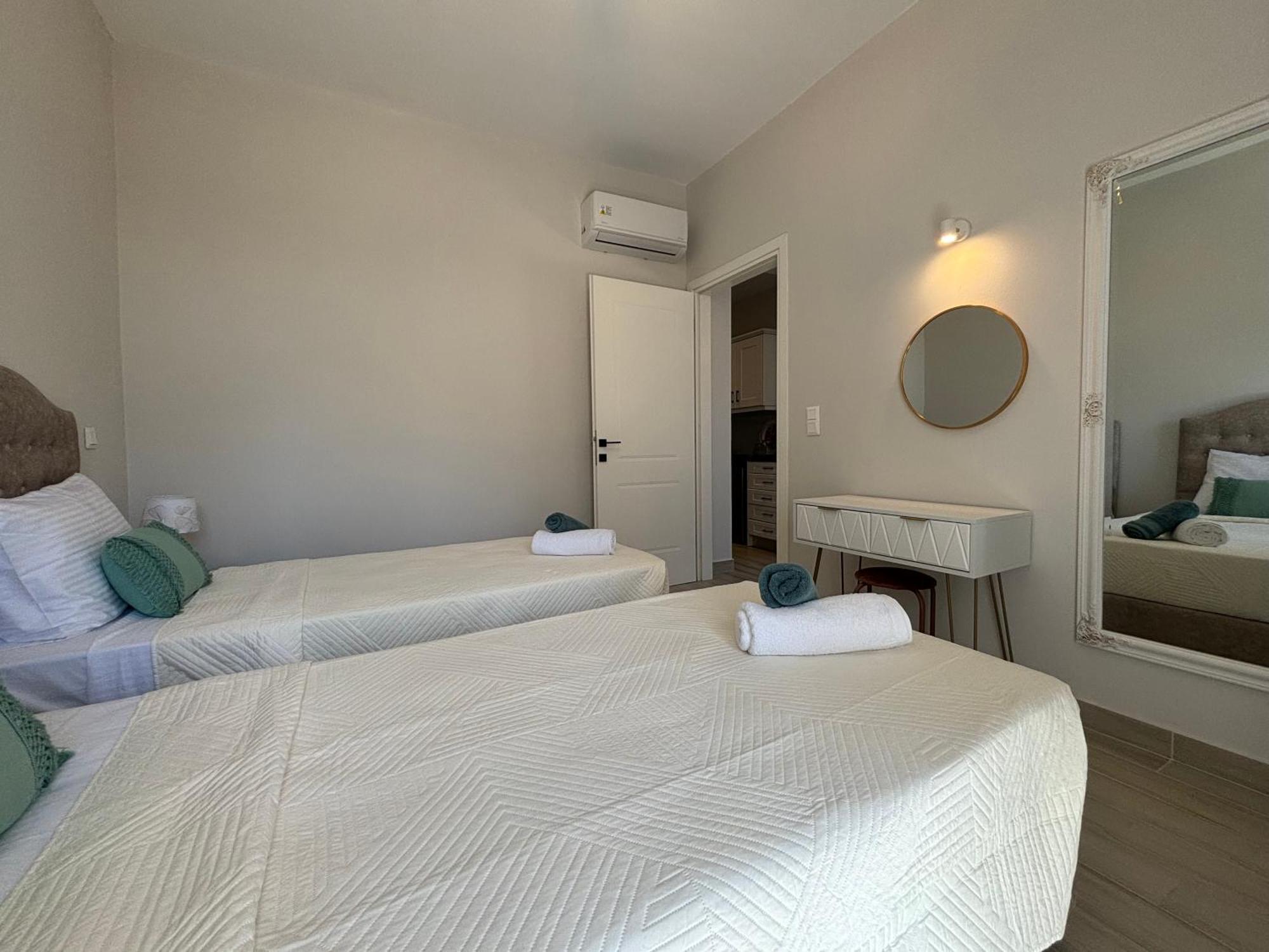 Mayflower Apartments Kassiopi Luaran gambar